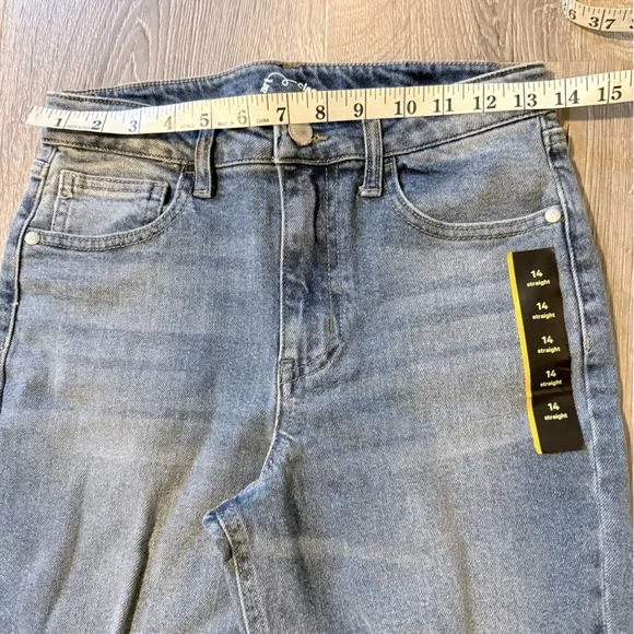 Art Class Light Blue Distressed Jeans NWT size 14 - Picture 5 of 7